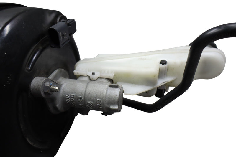Load image into Gallery viewer, 14-21 BMW BMW I3 I01 Hybrid Brake Master Cylinder Power Booster Oem