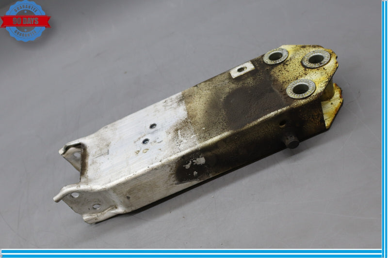 Load image into Gallery viewer, 11-15 BMW 750Li 750Li xDrive Right Passenger Bumper Reinforcement Bracket Oem