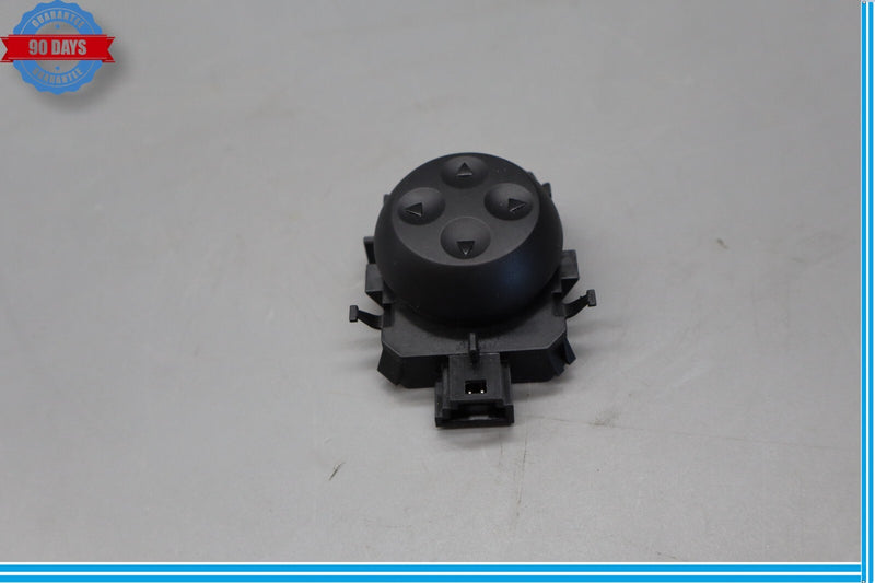 Load image into Gallery viewer, 06-12 Mercedes X164 GL450 ML500 Front Right Seat Lumbar Switch 2048702658 Oem