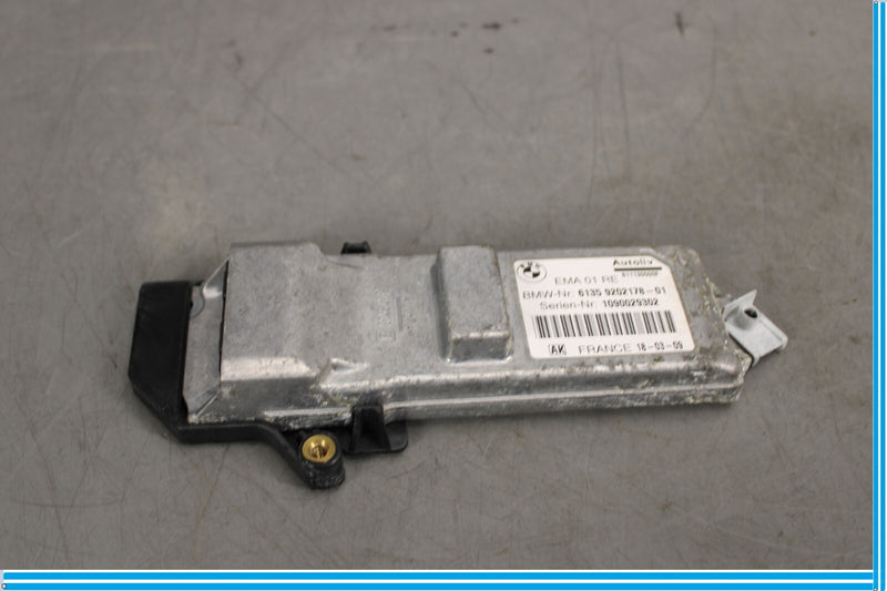 Load image into Gallery viewer, 09-15 BMW 750Li F01 F02 Front Right Side Seatbelt Retractor Module Oem