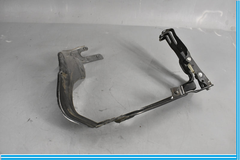 Load image into Gallery viewer, 03-09 Mercedes CLK550 W209 Front Right Passenger Headlight Bracket Support Oem