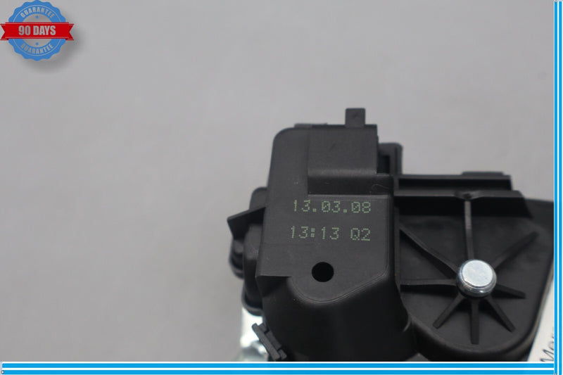 Load image into Gallery viewer, 08-17 Mercedes C300 C350 Trunk Lid Latch Lock Actuator 2047500185 Oem