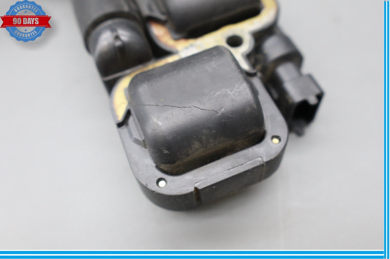 Load image into Gallery viewer, 03-06 Mercedes R230 SL500 Engine Ignition Coil Pack A0001587803 Oem