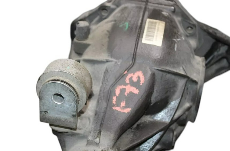 Load image into Gallery viewer, 10-16 Mercedes W204 C250 SL400 E350 Rear Axle Differential Carrier Assembly Oem