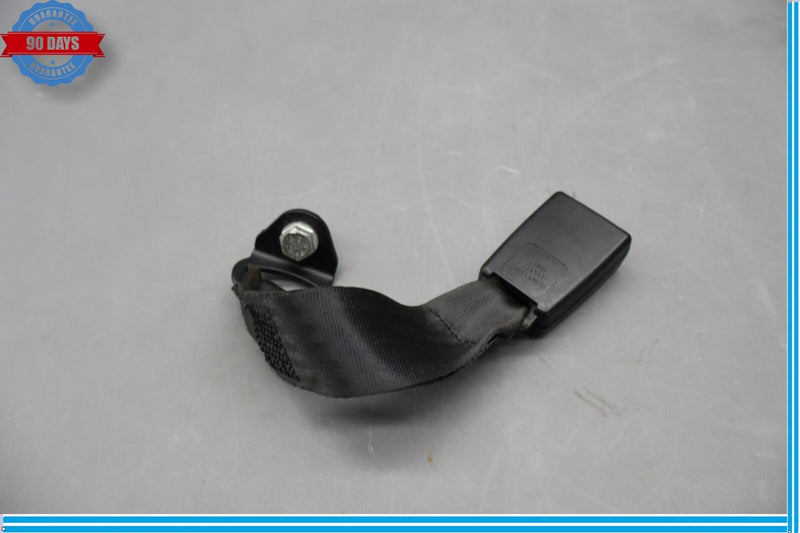 Load image into Gallery viewer, 03-13 Maserati Quattroporte M139 Rear Right or Left Side Seat Belt Buckle Oem
