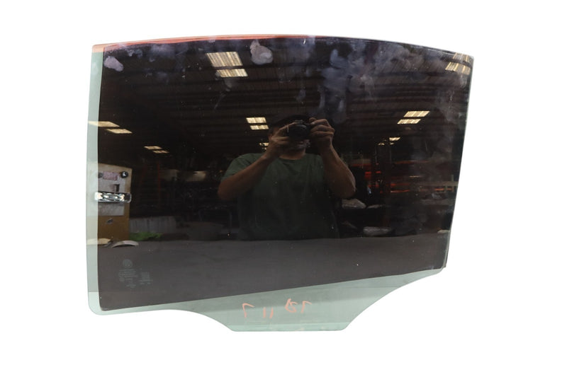 Load image into Gallery viewer, 17-23 Alfa Romeo Giulia Rear Left Driver Side Door Window Auto Glass Oem