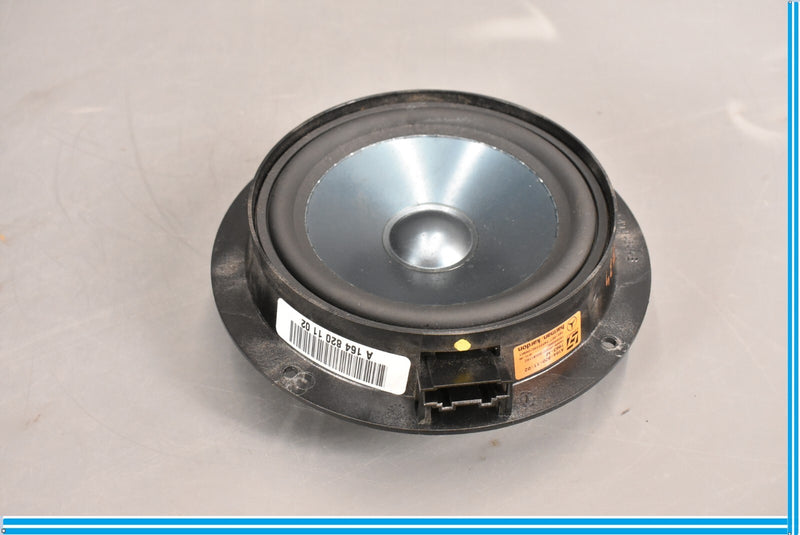 Load image into Gallery viewer, 06-13 Mercedes GL550 GL450 Rear Left Driver Side Audio Sound Speaker Oem