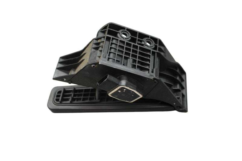 Load image into Gallery viewer, 08-20 Mercedes W212 E550 CLS550 Gas Throttle Pedal Accelerator A2043001204 Oem