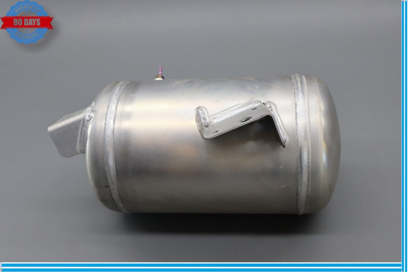 Load image into Gallery viewer, 03-18 Bentley Continental GT Flying Spur Air Suspension Reservoir Tank Oem