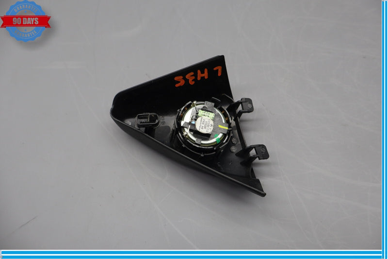 Load image into Gallery viewer, 07-14 Mercedes W216 CL550 CL63 AMG Left Door Tweeter Speaker Cover Grille Oem