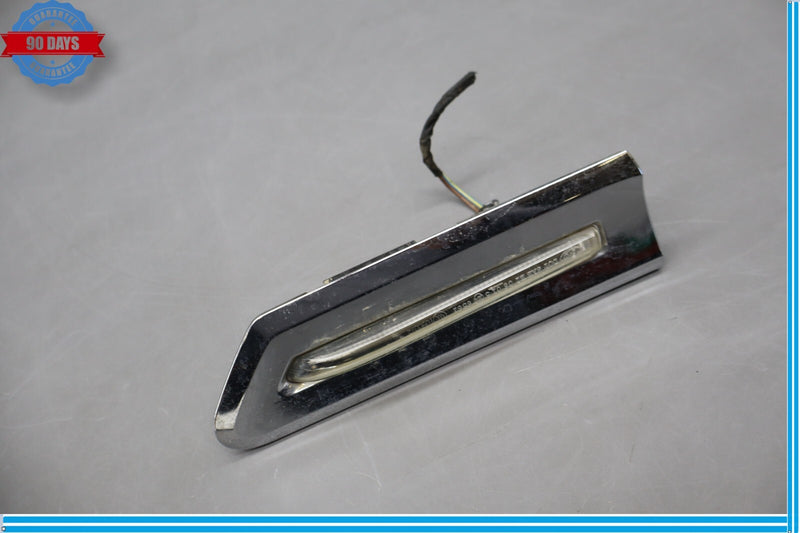 Load image into Gallery viewer, 09-12 BMW 750i F01 F02 Front Right Fender Turn Indicator Signal Light Lamp Oem