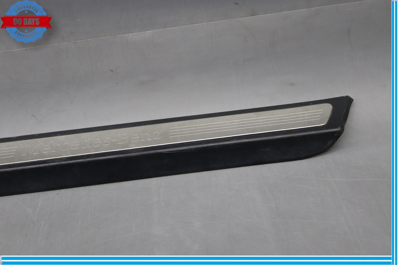 Load image into Gallery viewer, 10-13 Mercedes E350 Left Side Door Still Strip Trim Cover A2076800235 Oem