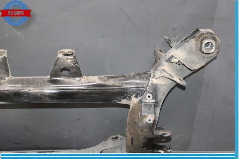 Load image into Gallery viewer, 14-16 BMW 320i 328i 428i Rear Suspension Subframe Crossmember 6867417 Oem