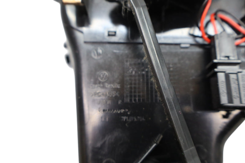 Load image into Gallery viewer, 11-14 Volkswagen VW Touareg Front Right Passenger Side Dash Air Vent Trim Oem