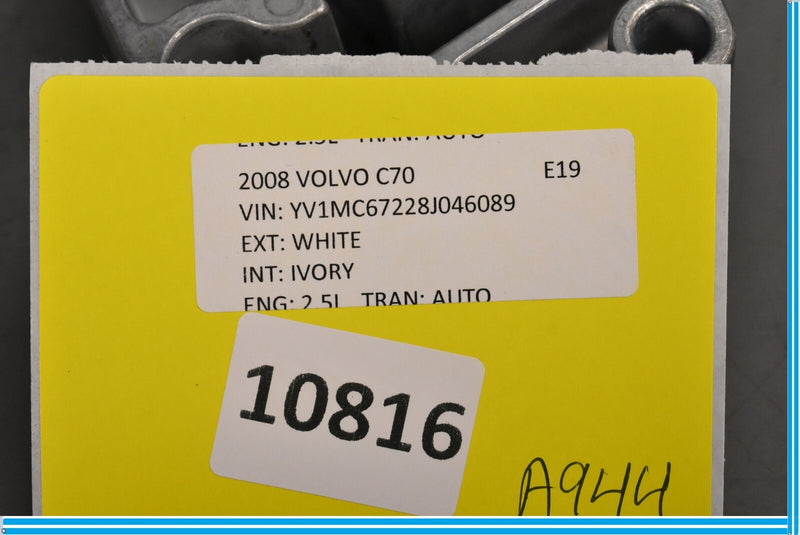 Load image into Gallery viewer, 06-13 Volvo C70 Front Right Passenger Seat Belt Guide Bracket Support Oem