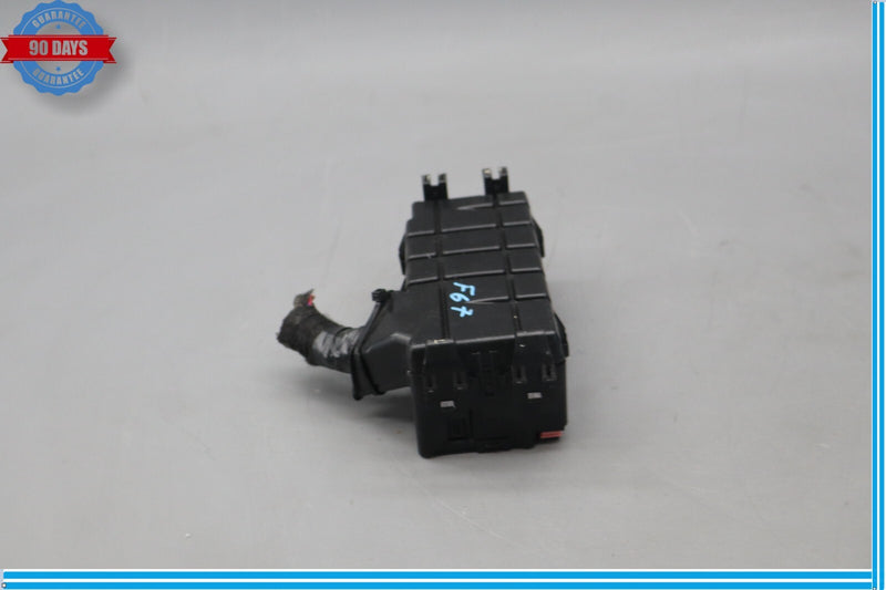 Load image into Gallery viewer, 18-21 Buick Enclave Engine Motor Fuse Relay Junction Box Module Oem