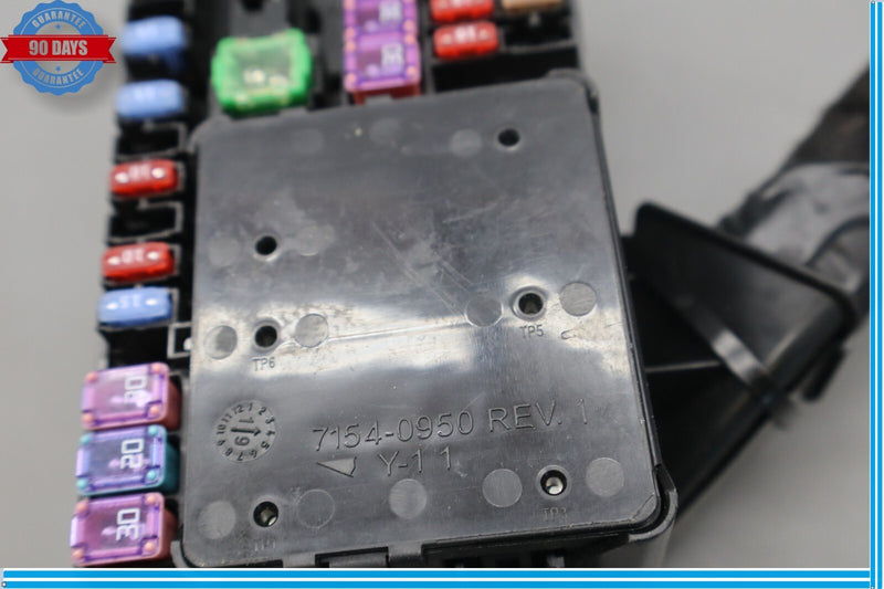 Load image into Gallery viewer, 18-21 Buick Enclave Engine Motor Fuse Relay Junction Box Module Oem