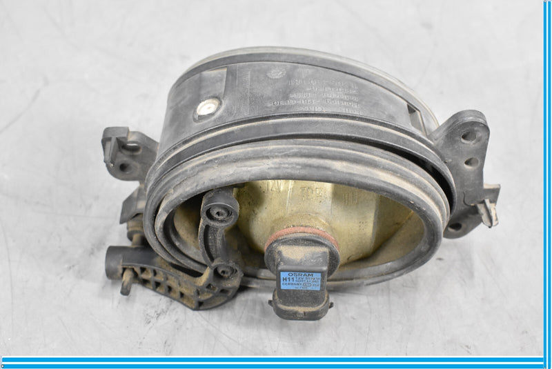 Load image into Gallery viewer, 06-09 Mercedes CLS550 W219 Front Right Side Foglight Fog Light Lamp Oem