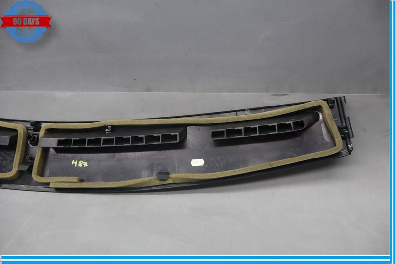 Load image into Gallery viewer, 14-20 Maserati Ghibli M157 Dashboard Defrost Speaker Grille Trim Cover Panel Oem