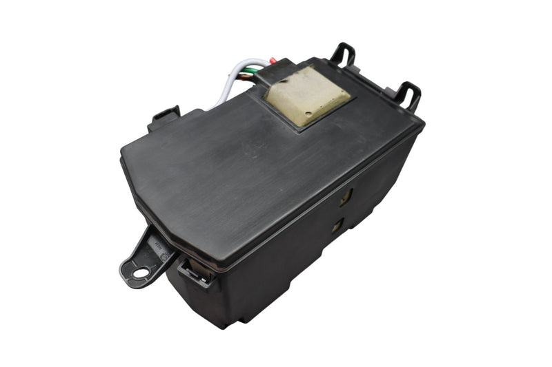 Load image into Gallery viewer, 12-18 Mercedes CLS550 CLS63 Front Dynamic Seat Vacuum Air Pump Reservoir Oem