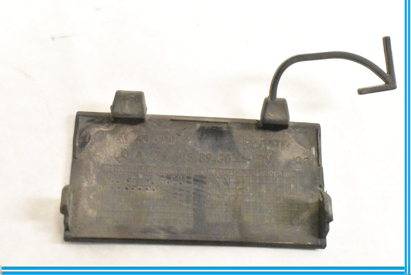 Load image into Gallery viewer, 2014-2019 MERCEDES-BENZ CLA250 C117 2.0L - Front Right JACK Point CAP / Cover