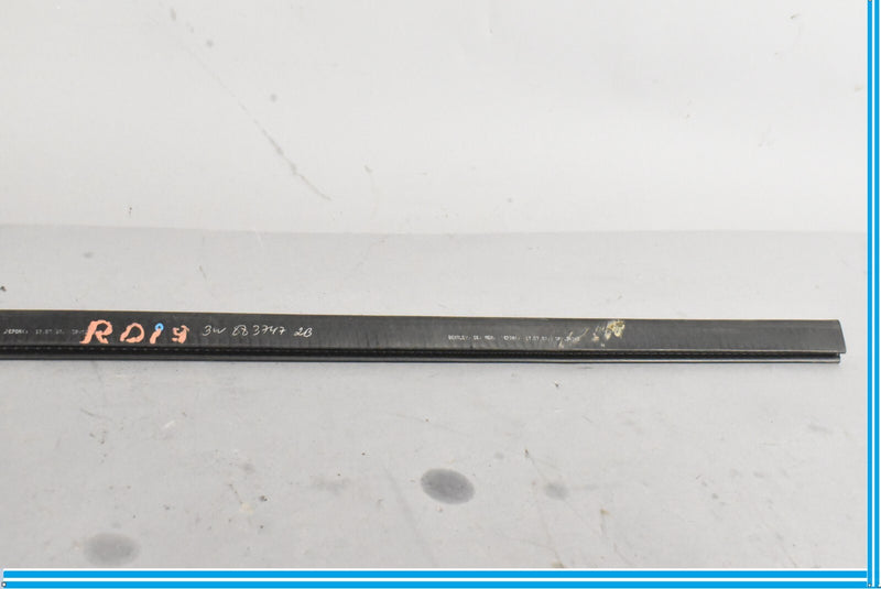 Load image into Gallery viewer, 2008 Bentley Continental Front Right Door Inner Glass Rubber Seal 3W8837472B Oem