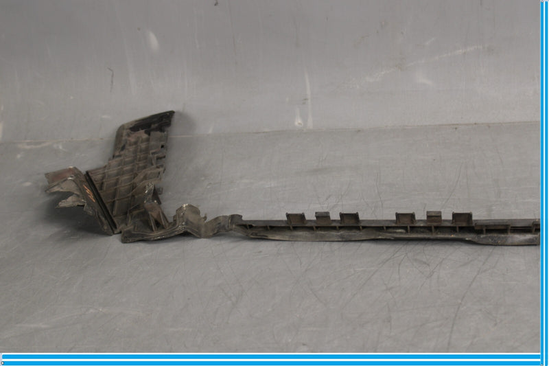 Load image into Gallery viewer, 10-13 Mercedes E350 E550 W207 Air Guide Plate Baffle Trim Oem