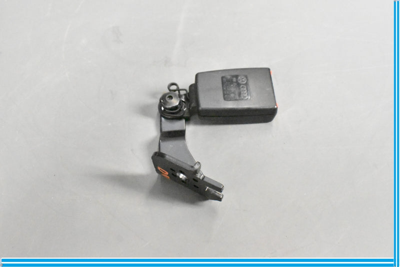 Load image into Gallery viewer, 11-17 Audi A8 Quattro Left Rear Seat belt Seatbelt buckle 4H0857739989 Oem