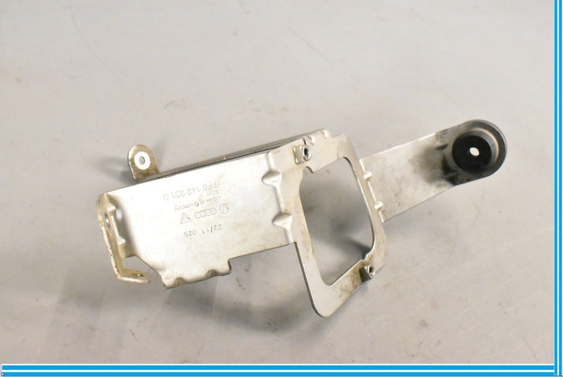 Load image into Gallery viewer, PORSCHE CAYENNE FRONT LEFT DRIVER SIDE MOUNT SUPPORT BRACKET OEM 2011 - 2018