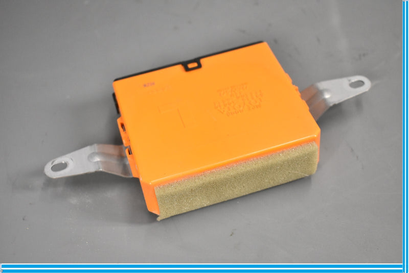 Load image into Gallery viewer, 07-09 Lexus LS460 XF40 Rear Left Driver Side Dorr Control Module 89225-50030 Oem