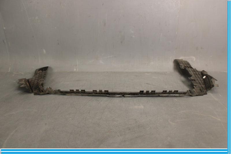 Load image into Gallery viewer, 10-13 Mercedes E350 E550 W207 Air Guide Plate Baffle Trim Oem