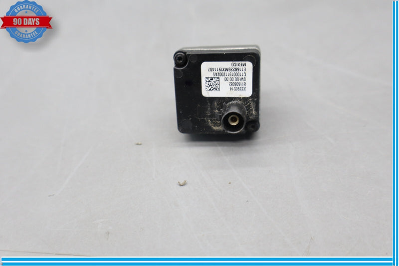 Load image into Gallery viewer, 17-21 Land Rover Range Rover Sport Rear View Parking Camera 811608082 Oem