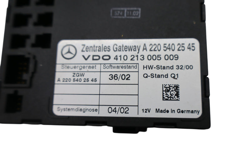 Load image into Gallery viewer, 03-11 Mercedes R350 E350 C300 C320 Central Gateway Control Module 2204451900 Oem