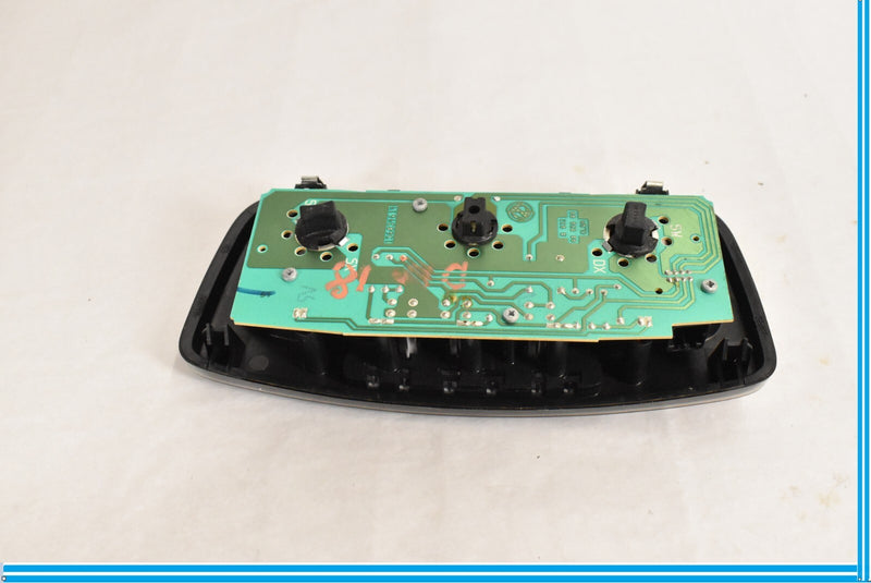 Load image into Gallery viewer, 03-12 Maserati Quattroporte Rea Overhead Roof Dome Map Reading Light Lamp Oem