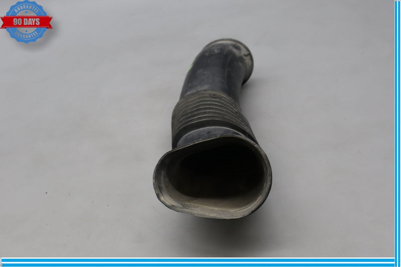 Load image into Gallery viewer, 03-10 Porsche Cayenne 955 957 Right Passenger Side Air Intake Tube Pipe Oem