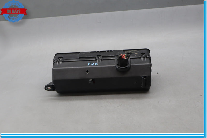 Load image into Gallery viewer, 14-17 Land Range Rover Sport Rear Fuse Relay Junction Fuse Box Oem