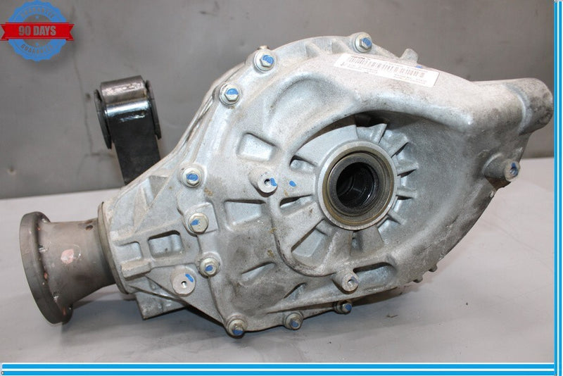 Load image into Gallery viewer, 14-17 Maserati Ghibli S AWD Rear Diff Differential Axle Carrier 670009608 Oem
