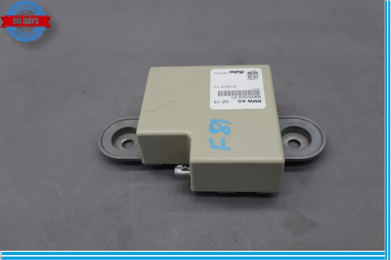 Load image into Gallery viewer, 08-18 BMW 528i 535i F10 Rear Antenna Backup Control Module Unit 6935024 Oem