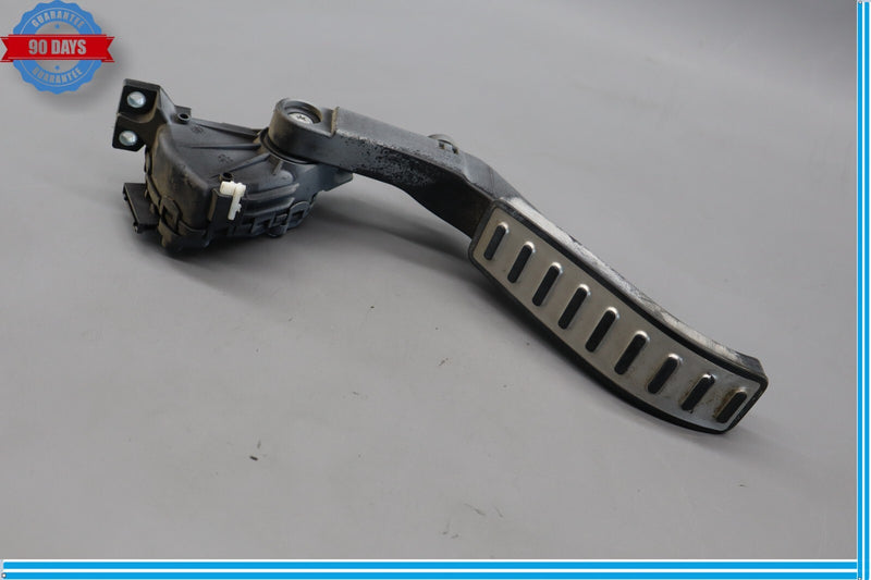 Load image into Gallery viewer, 03-18 Porsche Cayenne 955 957 Turbo Engine Gas Throttle Accelerator Pedal Oem