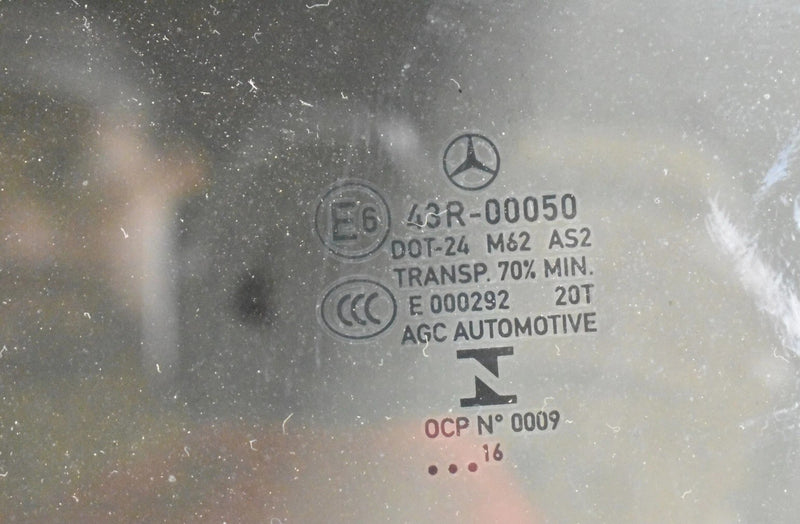Load image into Gallery viewer, 14-18 Mercedes CLA250 Front Left Driver Side Door Window Glass 43R00050 Oem