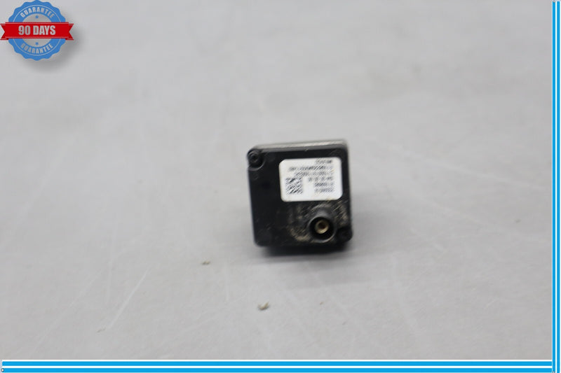 Load image into Gallery viewer, 17-21 Land Rover Range Rover Sport Rear View Parking Camera 811608082 Oem