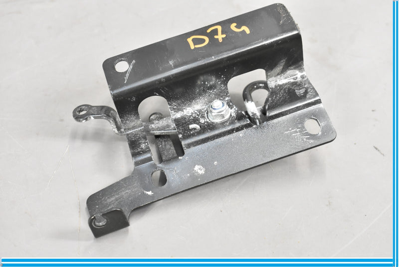 Load image into Gallery viewer, 2005 Bentley Continental Flying Spur Boot Trunk Manual Lock Latch Release Oem