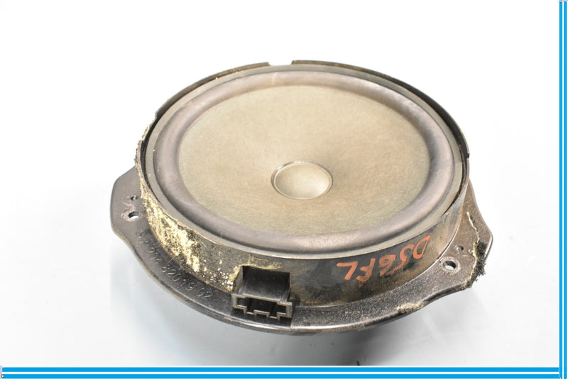 Load image into Gallery viewer, 08-15 Mercedes C300 C350 W204 Front Door Audio Speaker A2048201902 Oem