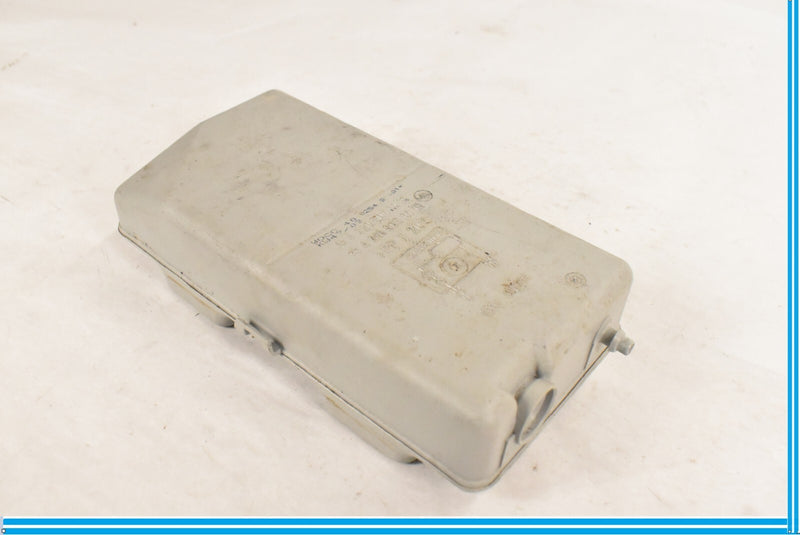 Load image into Gallery viewer, 00-09 Mercedes R230 SL500 S500 Seat Vacuum Pump Reservoir Tank 2208050119 OEM