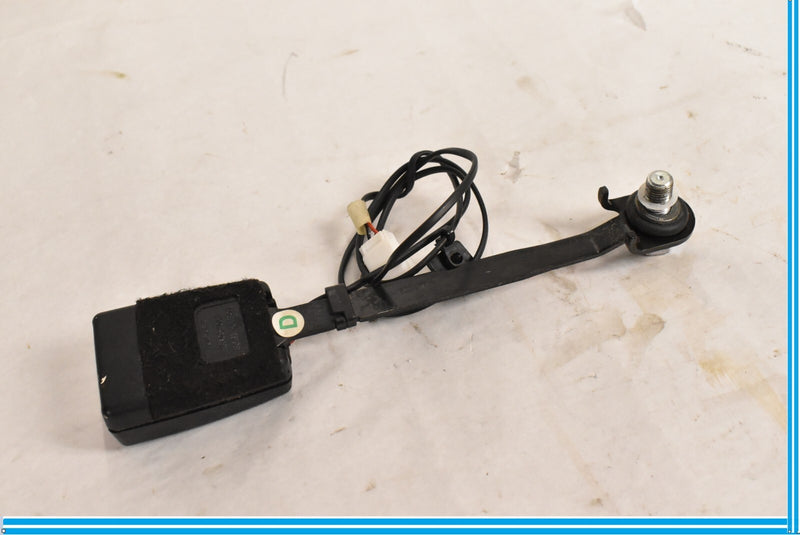 Load image into Gallery viewer, 04-08 Maserati Quattroporte Front Right Seat Belt Buckle Latch Black Oem