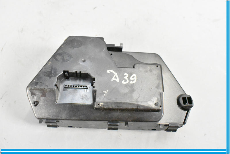Load image into Gallery viewer, 00-06 Mercedes W220 S55 AMG S500 Rear Left Side Seat Door Control Module OEM