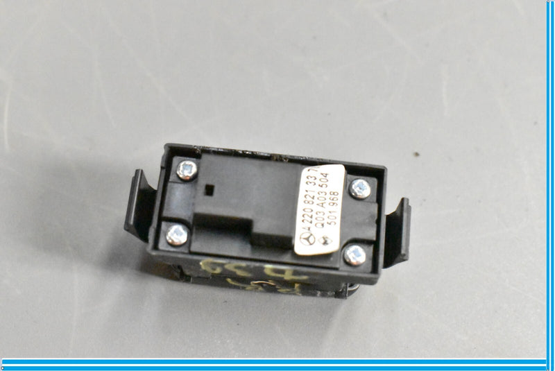 Load image into Gallery viewer, 00-06 MERCEDES W215 C215 CL-CLASS LEFT OR RIGHT WINDOW SWITCH 2208213379 OEM