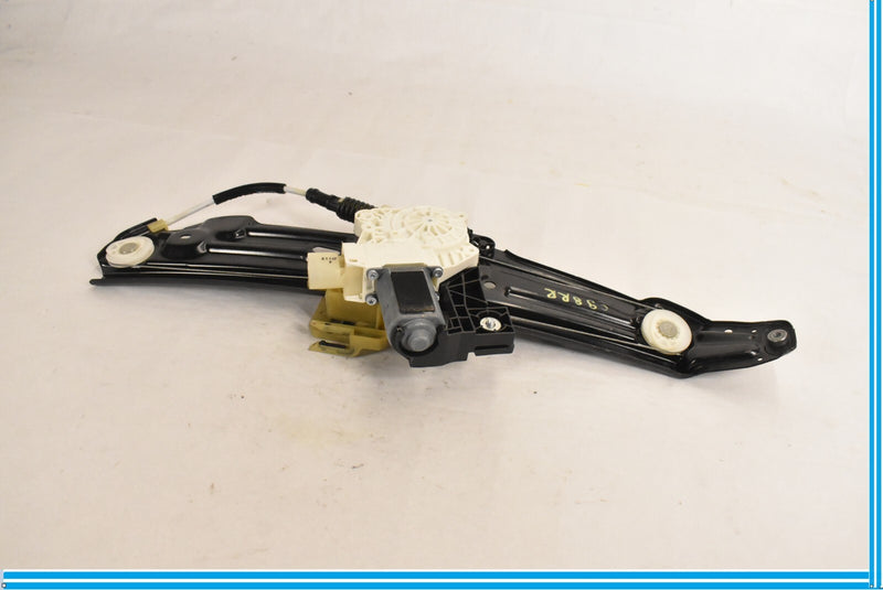 Load image into Gallery viewer, 11-16 BMW 528i 535i 550i F10 Rear Right Door Window Regulator W/ Motor Oem