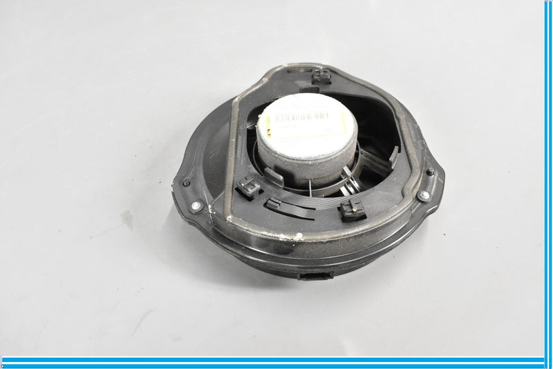 Load image into Gallery viewer, 10-17 Mercedes E350 E550 W207 Front Right Passenger Door Audio Speaker Oem