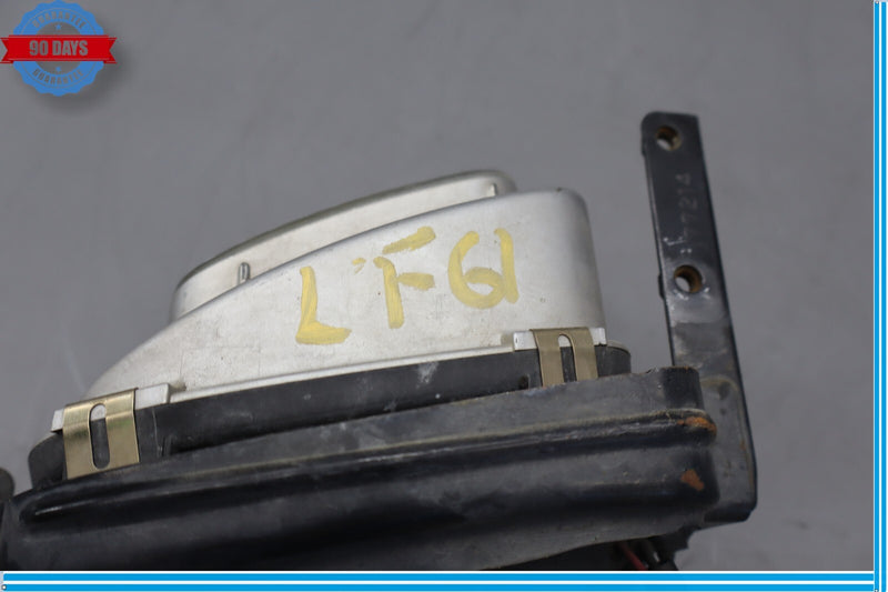 Load image into Gallery viewer, 02-10 Lexus SC430 Front Left Driver Side Fog Light Lamp W/ Bracket Oem